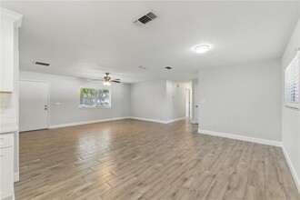 8255 Pamlico St in Orlando, FL - Building Photo - Building Photo