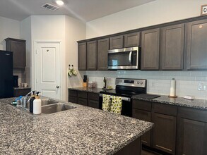 4303 Pyramid Dr in Forney, TX - Building Photo - Building Photo