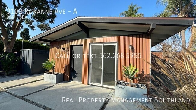 property at 3102 Roxanne Ave
