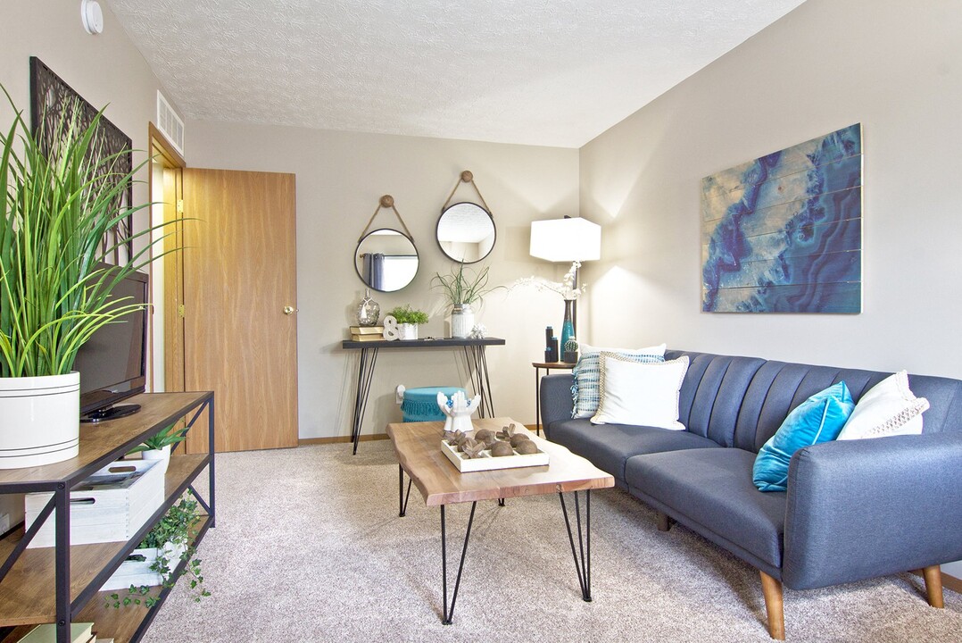 Cabot Cove in Hilliard, OH - Building Photo