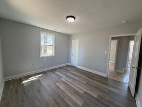 634 Miller Rd in Sumter, SC - Building Photo - Building Photo