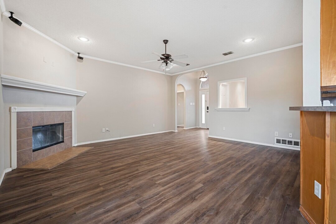 2907 107th St in Lubbock, TX - Building Photo