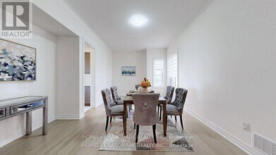 16 Slater Ct in East Gwillimbury, ON - Building Photo - Building Photo