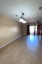 2777 N Poinciana Blvd in Kissimmee, FL - Building Photo - Building Photo
