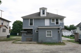 1016 S Rose St in Kalamazoo, MI - Foto de edificio - Building Photo