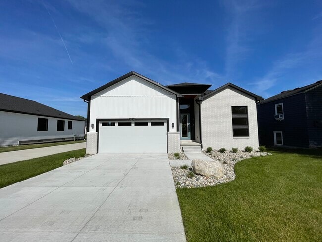 property at 1858 Upland Dr