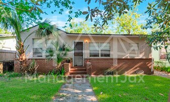 2311 W 16th St in Jacksonville, FL - Building Photo