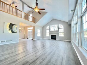 13841 Cambridge Cir in Plainfield, IL - Building Photo - Building Photo