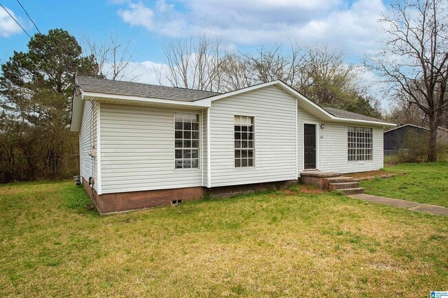 1110 Croyden Cir in Bessemer, AL - Building Photo - Building Photo