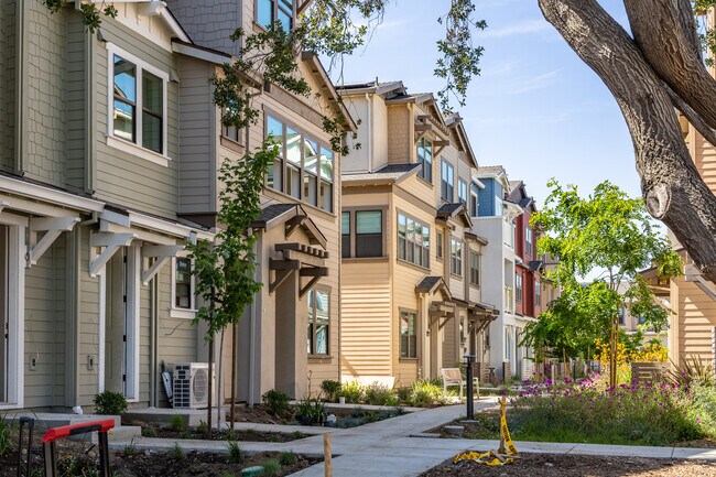 Lavender in Sunnyvale, CA - Building Photo - Building Photo