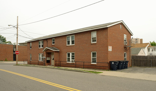 50 Bowers St in Nashua, NH - Building Photo - Building Photo