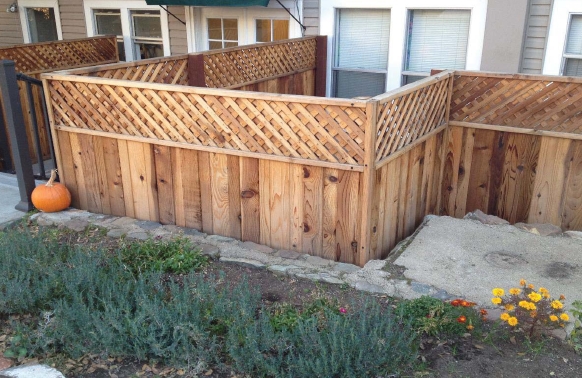 150-170 Foresthill Ave in Auburn, CA - Building Photo