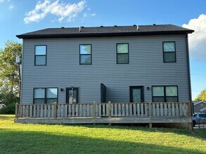 310 Lincoln St in Vine Grove, KY - Building Photo - Building Photo