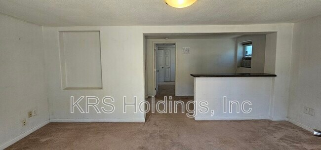 927 Little Bay Ave in Norfolk, VA - Building Photo - Building Photo