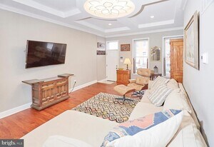 112 S Calhoun St in Baltimore, MD - Building Photo