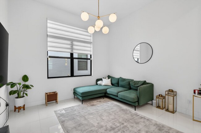 10195 SW Latium Wy in Port St. Lucie, FL - Building Photo - Building Photo