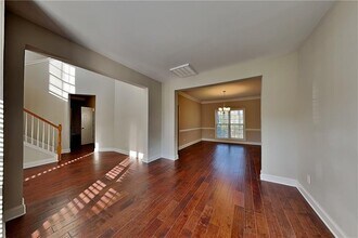 450 Fairway Walk Dr NE in Lawrenceville, GA - Building Photo - Building Photo