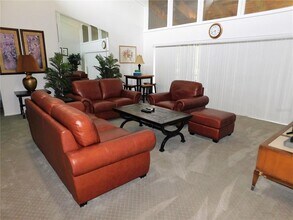 70 Joanne Pl in Oldsmar, FL - Building Photo - Building Photo