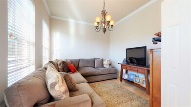 26 Islewood Blvd in Spring, TX - Foto de edificio - Building Photo