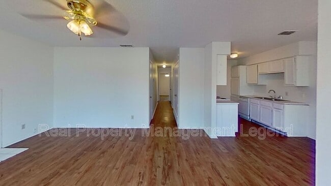 151 Allencrest Dr in White Settlement, TX - Building Photo - Building Photo