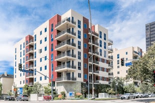 Berkshire K2LA in Los Angeles, CA - Building Photo