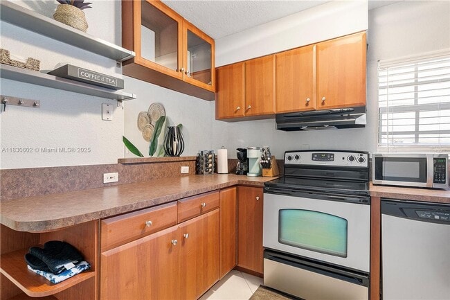property at 901 NE 16th St