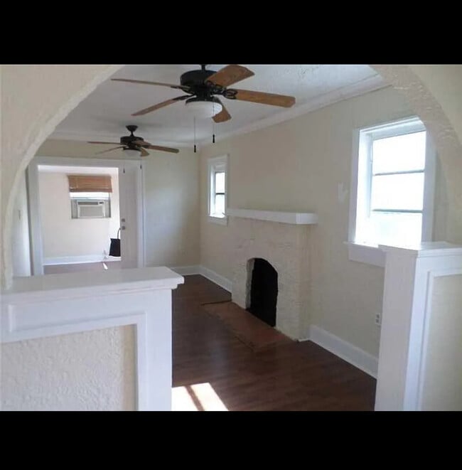 423 N L St in Lake Worth Beach, FL - Foto de edificio - Building Photo