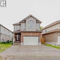 348 Activa Ave in Kitchener, ON - Building Photo