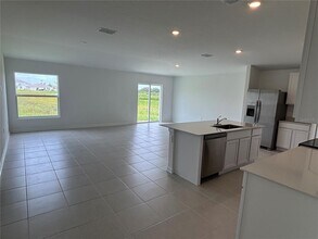 2239 Chris Dr in Winter Haven, FL - Building Photo - Building Photo