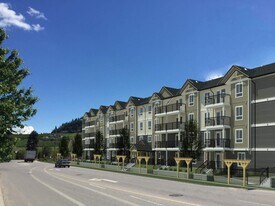 Lindgren Manor in Kelowna, BC - Building Photo