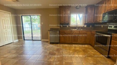 1116 Towering Oaks Dr in Jacksonville, AR - Building Photo - Building Photo