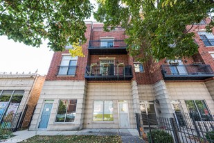1329 W Loyola Ave in Chicago, IL - Building Photo