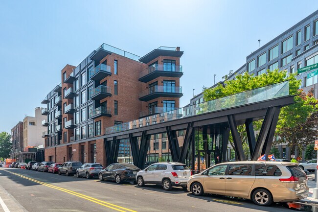 50 Commercial St