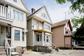 877 Niagara St in Buffalo, NY - Building Photo - Building Photo