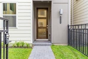 property at 2729 Clinton Dr