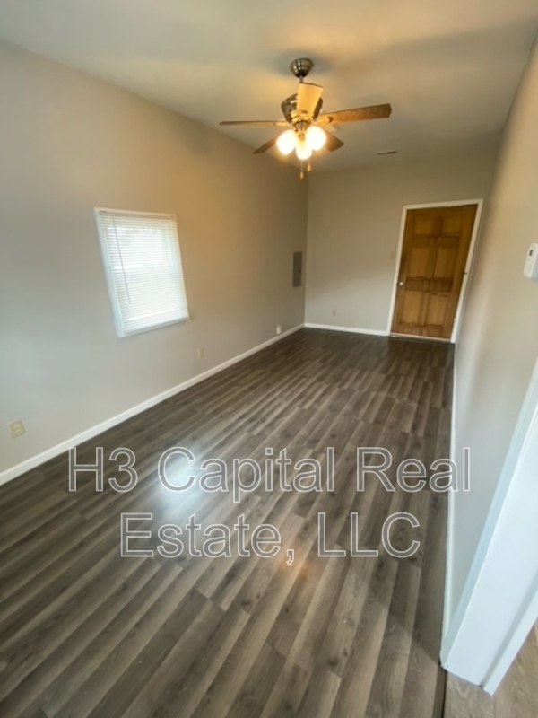 913 Lee St in Madison, IL - Building Photo - Building Photo