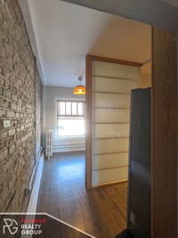 736 W Addison St, Unit W2 in Chicago, IL - Building Photo - Building Photo