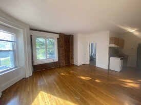 41 Worcester Sq, Unit 1 in Boston, MA - Building Photo