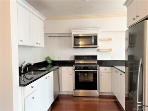 1 S Astor St in Irvington, NY - Foto de edificio - Building Photo