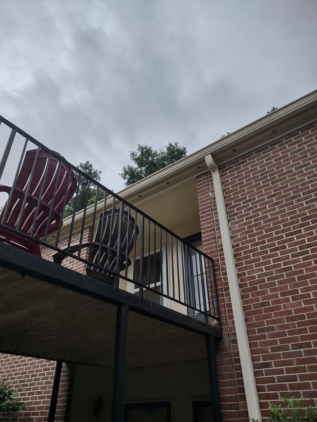 5516 Lakeshore Dr in Columbia, SC - Building Photo - Building Photo