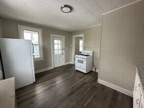 1308-1310 Buhrer Ave in Cleveland, OH - Building Photo - Building Photo