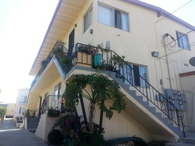 1147 S Serrano Ave Apartamentos