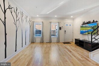 1347 S 20th St in Philadelphia, PA - Building Photo - Building Photo