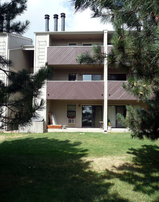 3431 Stover St in Fort Collins, CO - Foto de edificio - Building Photo