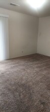 612 W Yosemite Ave in Merced, CA - Building Photo - Building Photo