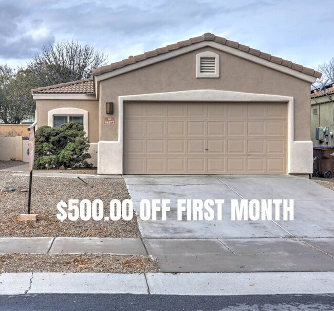 property at 14872 S Paseo Puente a Las Estrellas
