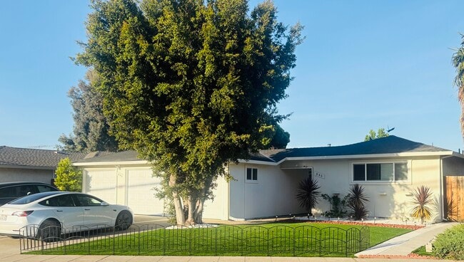 property at 844 Doyle Rd