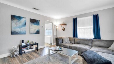 1153 54th Ave N in St. Petersburg, FL - Building Photo - Building Photo
