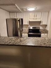 4618 Country Creek Dr in Dallas, TX - Building Photo - Building Photo