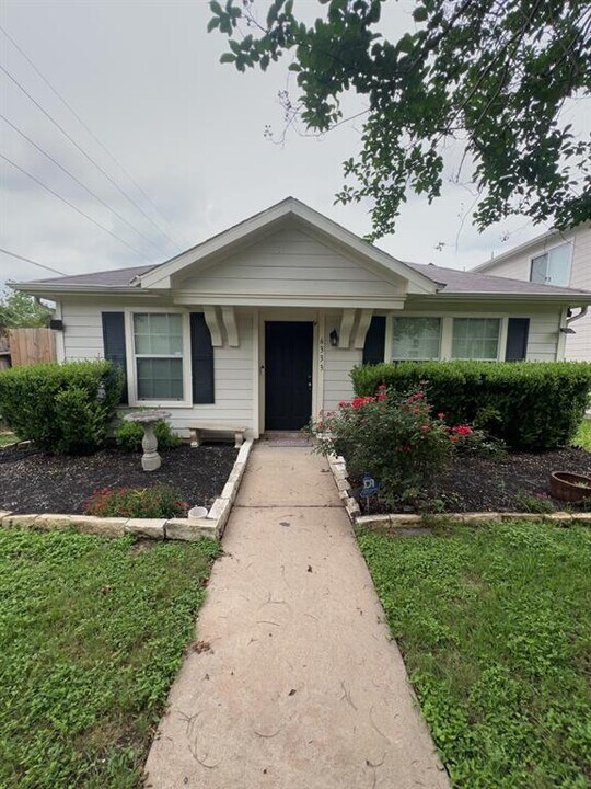 6333 Settlers Square Ln in Katy, TX - Building Photo